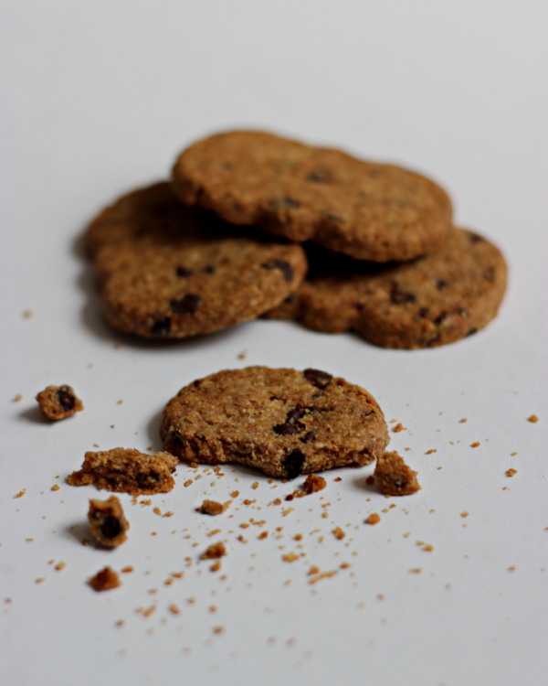 Biscuits-petit-dejeuner-en-cas-gouter-sains-healthy-reduits-en-sucres-In-Extremis-pepites-chocolat-vegan